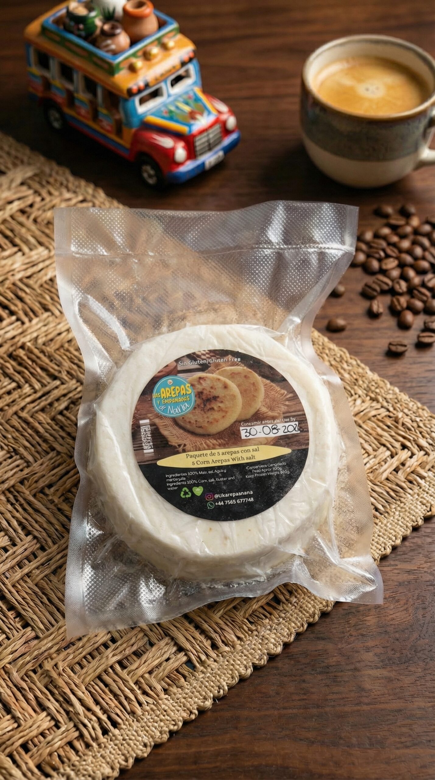 Sustituir_las_empanadas_por_las_arepas_2k_delpmaspu